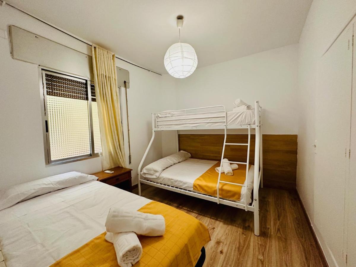 Punta Me Rooms Near The Gran Via Madrid Exteriör bild